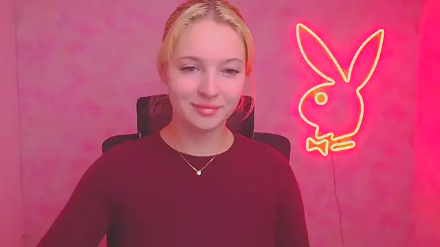 Snapshot of Milka_kiss_ chatting on October 18, 11:23 am Milka kiss online show from October 18, 11:23 am