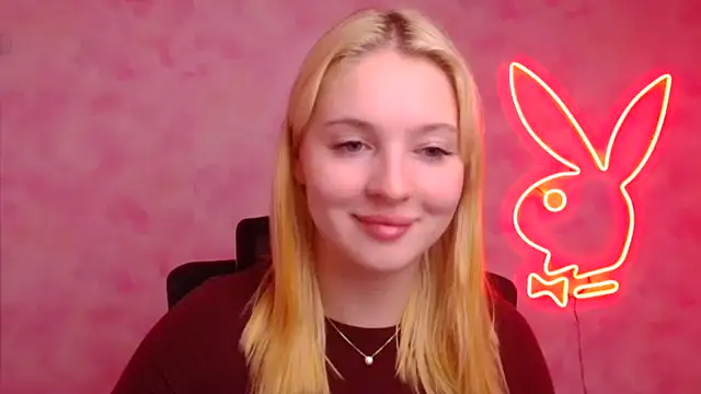 Milka kiss  online show from October 21, 12:26 pm