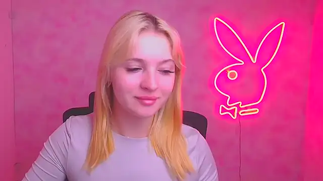 Milka kiss  online show from October 30, 12:36 pm