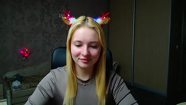 Milka kiss  online show from December 19, 11:56 am