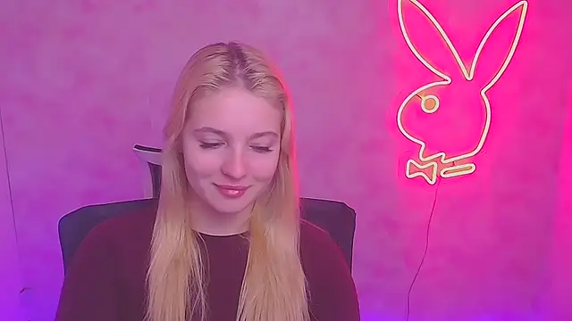 Snapshot of Milka_kiss_ chatting on February 4, 7:07 am Milka kiss online show from February 4, 7:07 am
