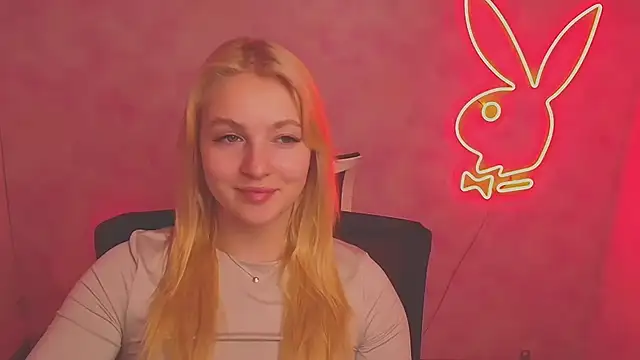 Snapshot of Milka_kiss_ chatting on March 9, 4:22 pm Milka kiss online show from March 9, 4:22 pm