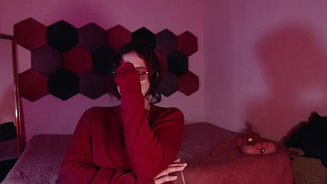 liz-beths online show from March 18, 12:19 am