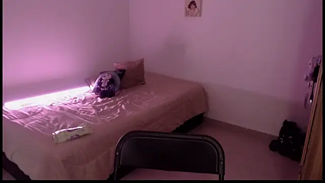 liz-beths online show from April 12, 10:02 pm