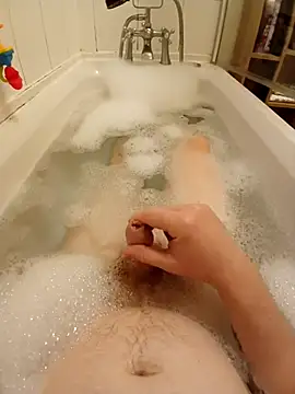 klaxon836 online show from April 5, 7:20 pm