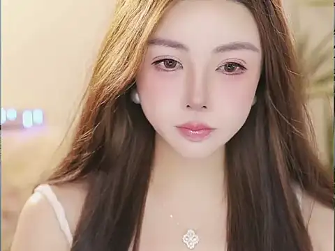 Qiaoqiao  online show from May 21, 4:04 pm