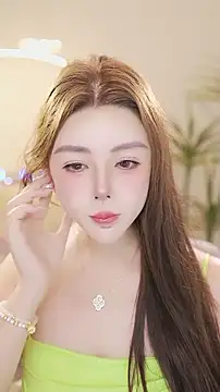 Qiaoqiao  online show from June 16, 4:07 pm