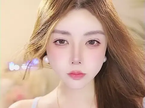 Snapshot of Qiaoqiao_ chatting on August 3, 6:54 am Qiaoqiao online show from August 3, 6:54 am
