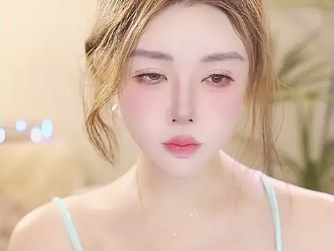 Snapshot of Qiaoqiao_ chatting on July 11, 5:02 pm Qiaoqiao online show from July 11, 5:02 pm