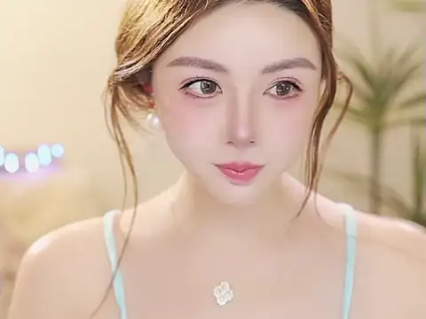 Qiaoqiao  online show from May 15, 4:16 pm