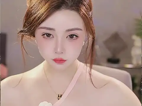 Qiaoqiao  online show from February 13, 7:19 am