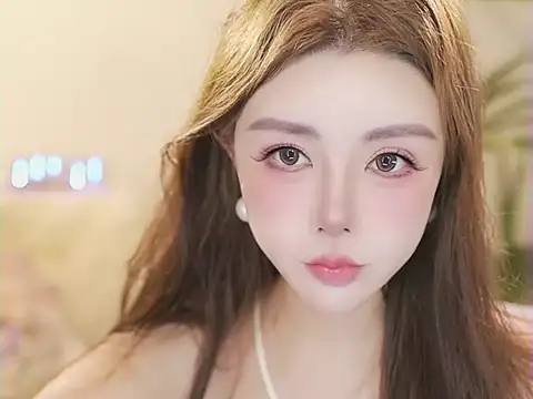Snapshot of Qiaoqiao_ chatting on June 25, 4:01 pm Qiaoqiao online show from June 25, 4:01 pm