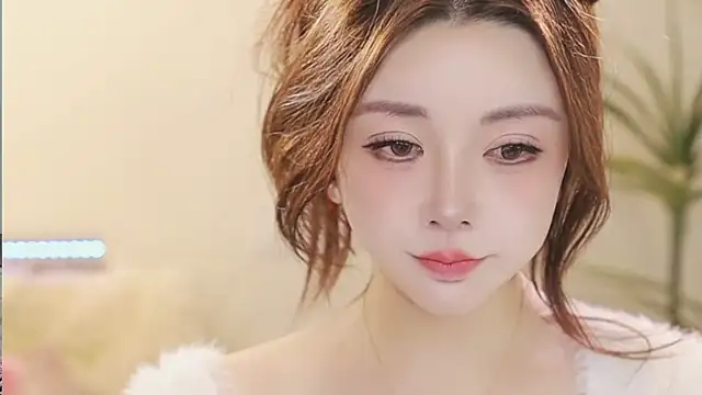 Qiaoqiao  online show from March 17, 12:52 pm