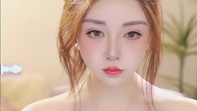 Qiaoqiao  online show from March 25, 4:06 pm