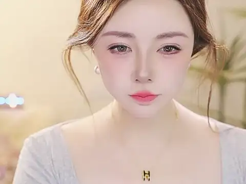 Qiaoqiao  online show from April 7, 2:57 am