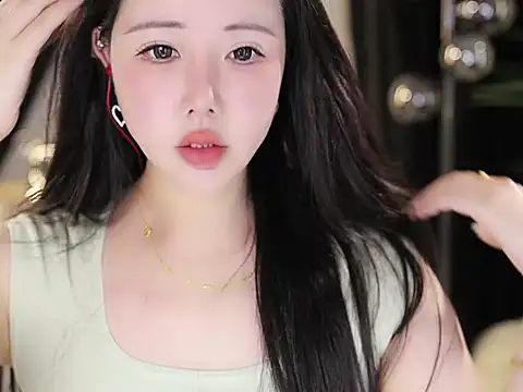 Qiaoqiao  online show from October 1, 6:18 am