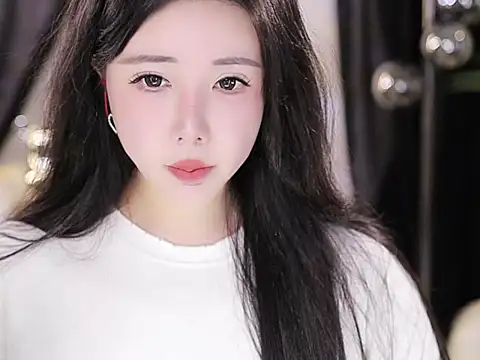 Qiaoqiao  online show from October 2, 6:06 am