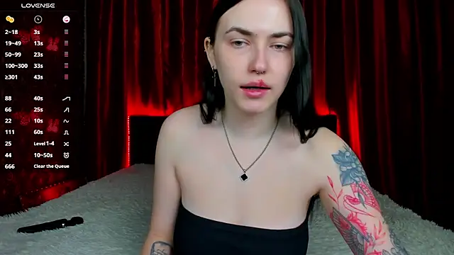 Witch Lady online show from March 29, 6:15 am