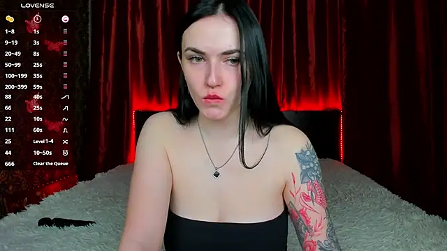 Witch Lady online show from May 15, 6:11 am