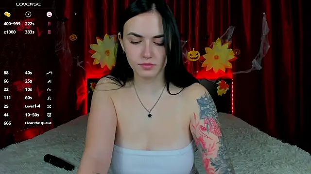 Witch Lady online show from November 1, 7:24 am