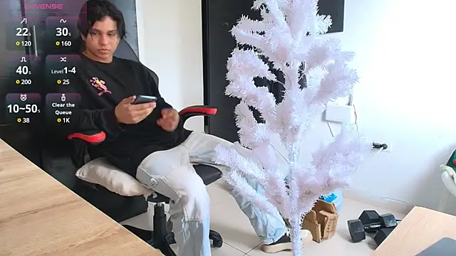 Snapshot of Haruto2001 chatting on December 6, 6:22 pm Haruto2001 online show from December 6, 6:22 pm