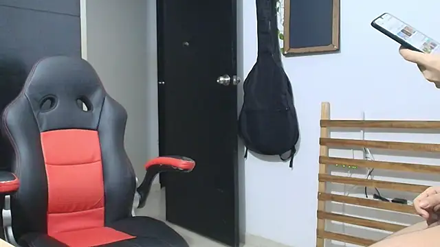 Snapshot of Haruto2001 chatting on February 14, 4:04 am Haruto2001 online show from February 14, 4:04 am