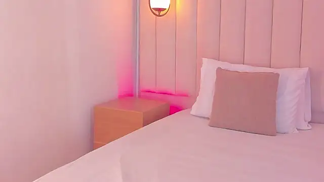 kosmic Angel online show from February 11, 1:44 pm