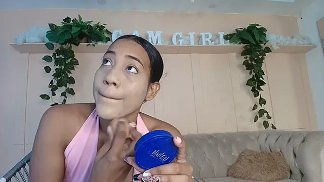 flavia cruz online show from January 6, 7:18 pm