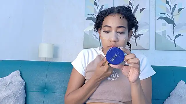 flavia cruz online show from March 30, 12:06 pm