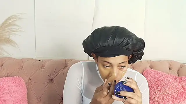flavia cruz online show from April 30, 12:23 pm