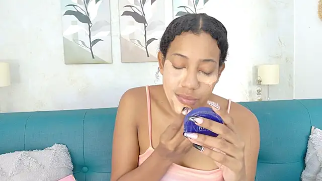 flavia cruz online show from March 25, 12:26 pm