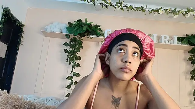 flavia cruz online show from May 23, 12:15 pm