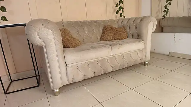 flavia cruz online show from January 5, 7:06 pm