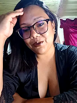 rainhavenus2024 online show from March 6, 1:17 pm