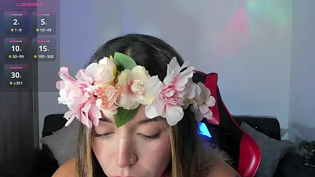 zoee jackson online show from October 15, 4:33 am