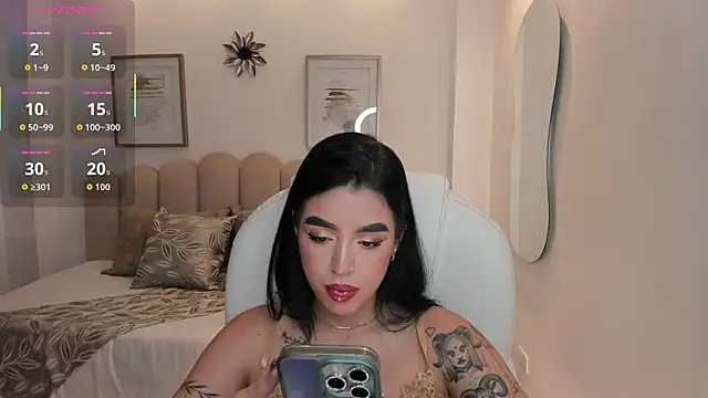 Snapshot of zoee_jackson chatting on June 7, 7:41 pm zoee jackson online show from June 7, 7:41 pm