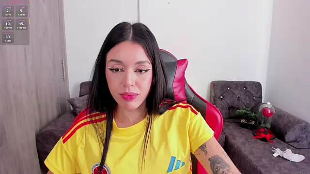 zoee jackson online show from March 26, 5:44 pm