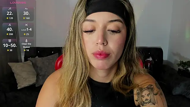 zoee jackson online show from November 5, 3:20 am