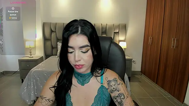 Snapshot of zoee_jackson chatting on June 9, 7:26 pm zoee jackson online show from June 9, 7:26 pm