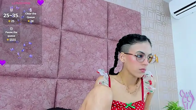 LilitRobins online show from February 14, 10:04 pm