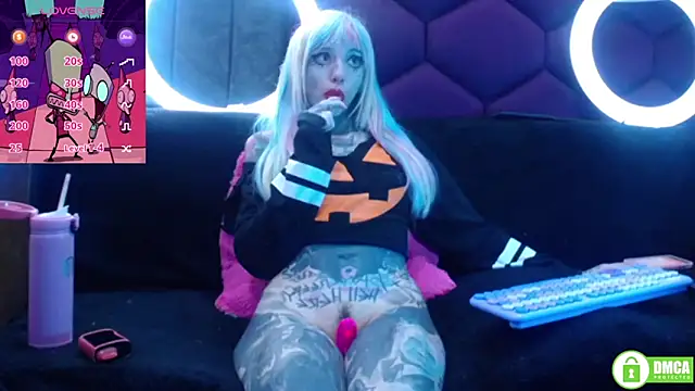 TyphoidMary online show from December 2, 10:44 pm