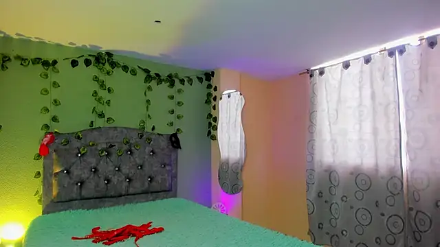 MirandaDream2 online show from March 23, 9:14 pm