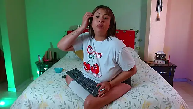 MirandaDream2 online show from October 24, 6:51 pm