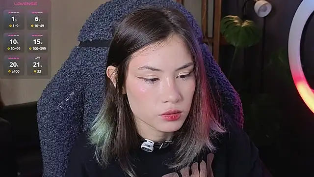 alicekiit online show from November 3, 10:35 pm