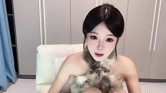 Snapshot of Q-ing chatting on September 21, 2:00 pm Q-ing online show from September 21, 2:00 pm