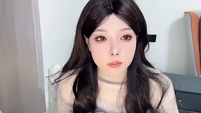 Snapshot of Q-ing chatting on February 13, 1:37 pm Q-ing online show from February 13, 1:37 pm