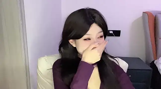 Snapshot of Q-ing chatting on March 6, 7:36 am Q-ing online show from March 6, 7:36 am