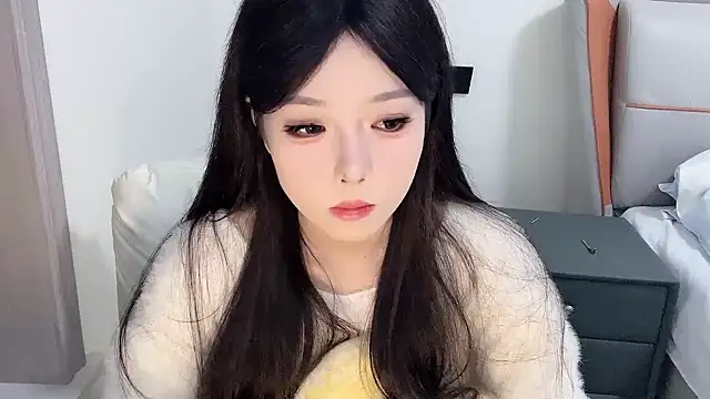 Snapshot of Q-ing chatting on January 23, 10:01 pm Q-ing online show from January 23, 10:01 pm