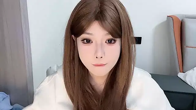 Snapshot of Q-ing chatting on February 17, 4:06 pm Q-ing online show from February 17, 4:06 pm