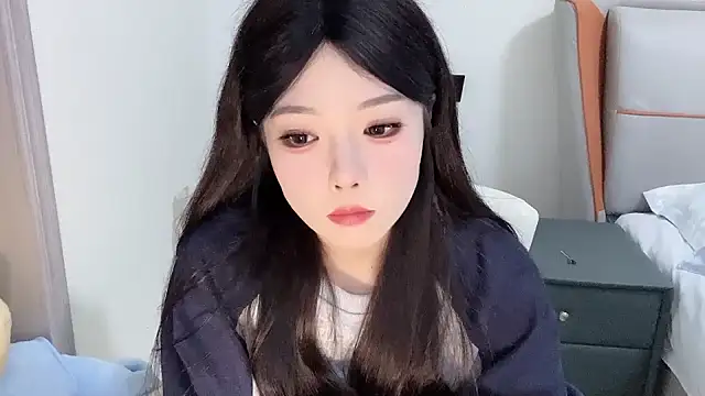 Snapshot of Q-ing chatting on January 24, 7:49 pm Q-ing online show from January 24, 7:49 pm